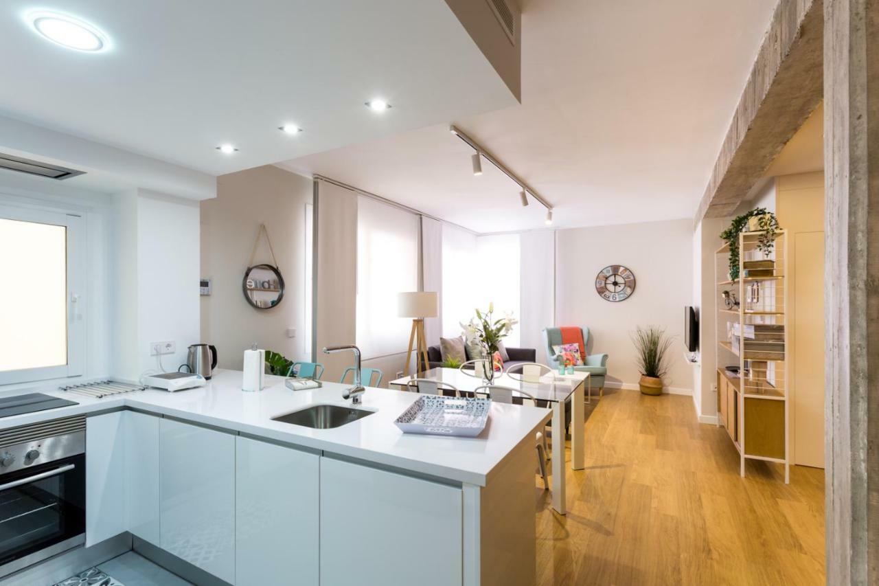 El Rio Apartment Seville Luaran gambar