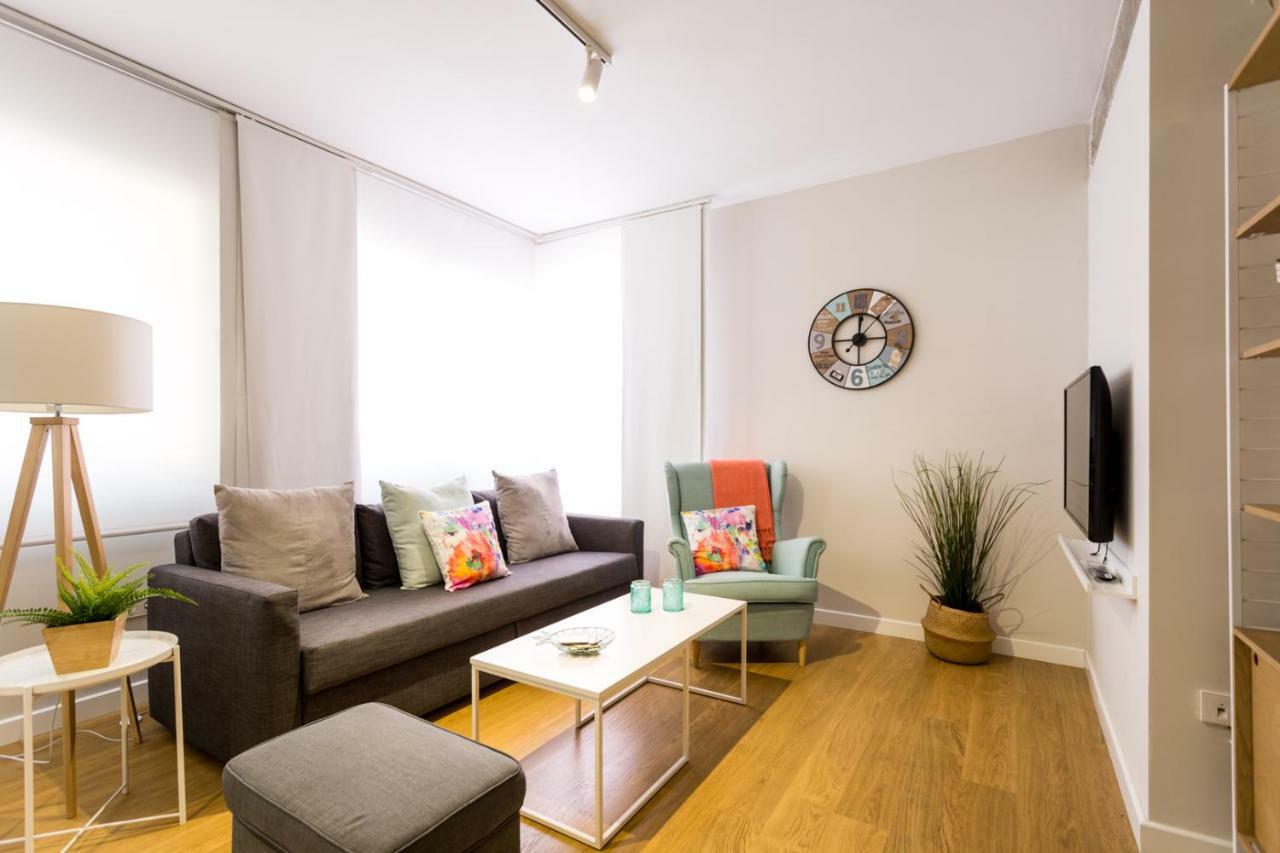 El Rio Apartment Seville Luaran gambar