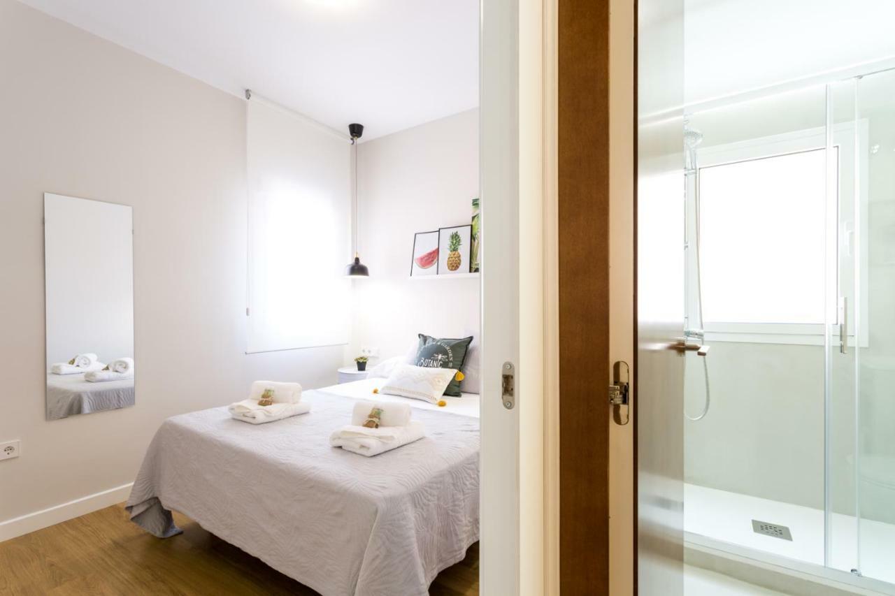 El Rio Apartment Seville Luaran gambar