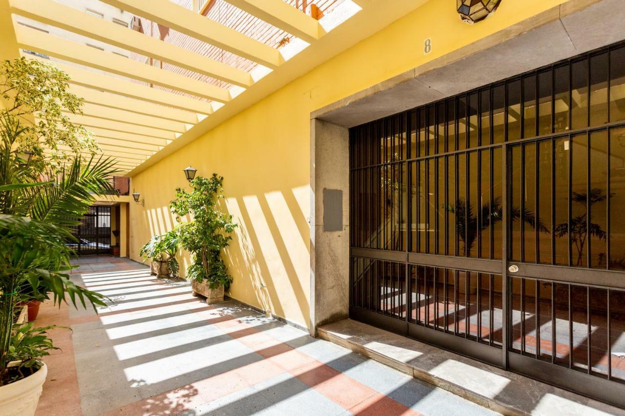 El Rio Apartment Seville Luaran gambar